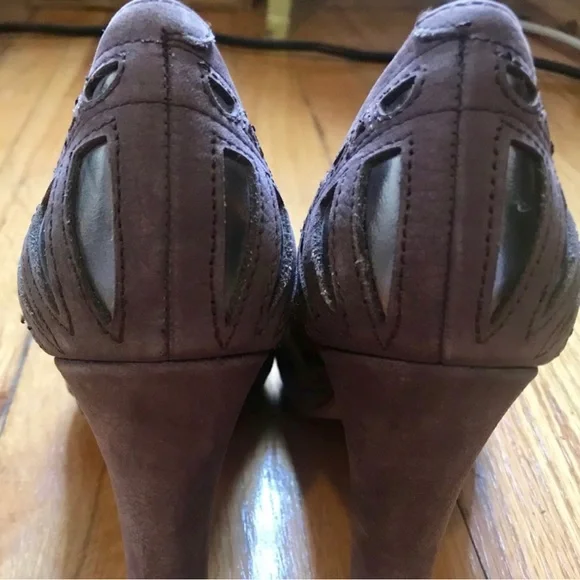 Anthropologie grey suede metallic pumps heels - Picture 7 of 8